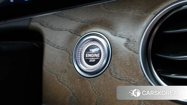 Mercedes-Benz E-Class W213 id 4736499 из Кореи 9