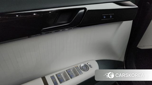 Hyundai Grandeur Hybrid (GN7) id 4549531 из Кореи 9