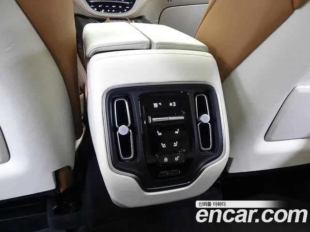 Aston Martin DBX id 2858338 из Кореи 9