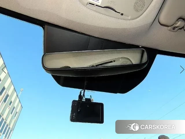 Kia Di Ol Nu Niro id 3551035 из Кореи 9