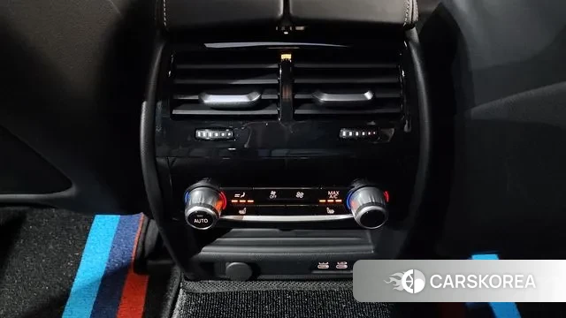 BMW 5 Series (G30) id 3508809 из Кореи 9