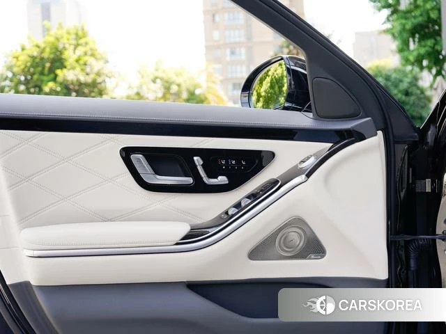 Mercedes-Benz Maybach S-class id 4307016 из Китая 9