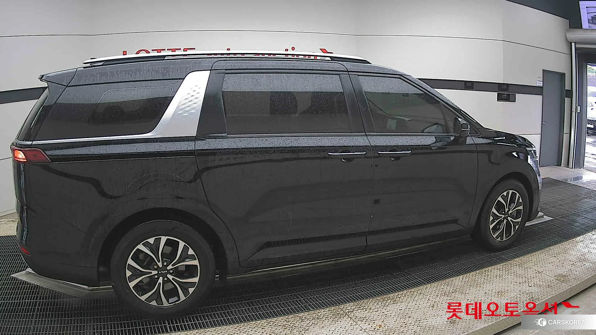 Kia Carnival id 4352383 из Кореи 9