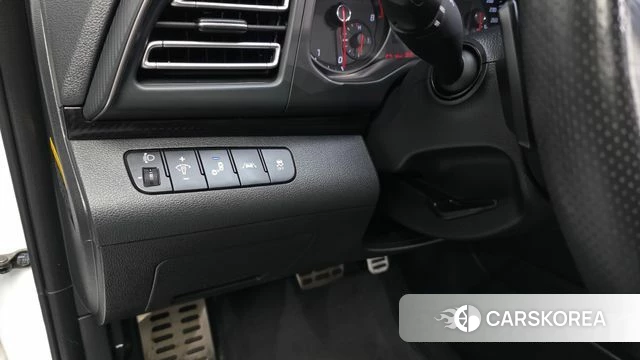 Hyundai The New Avante AD id 3886212 из Кореи 9