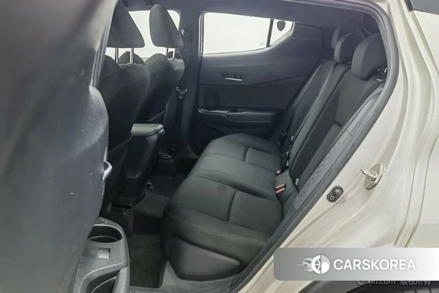 Toyota C-HR id 4259128 из Китая 9