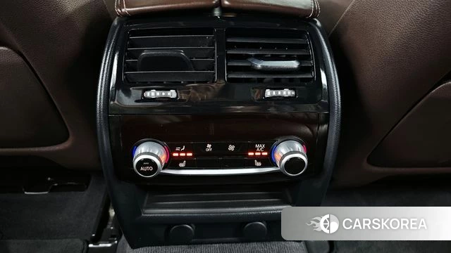 BMW 5 Series (G30) id 3966332 из Кореи 9