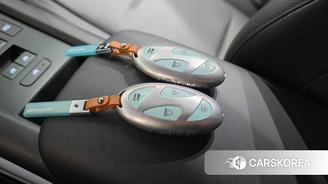 Hyundai Ionic 6 id 4879846 из Кореи 9
