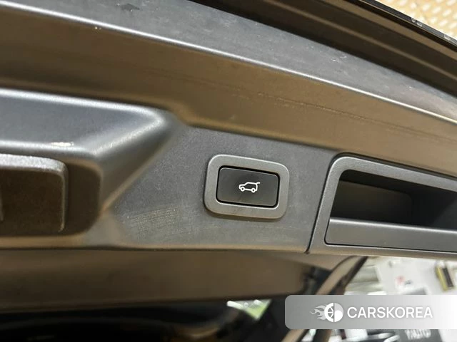 Land Rover Range Rover Velar id 4206646 из Кореи 9