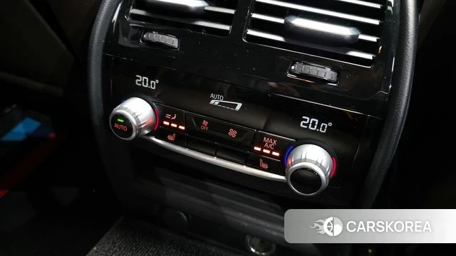 BMW 5 Series (G30) id 3937169 из Кореи 9