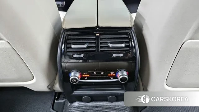 BMW 5 Series (G30) id 3636367 из Кореи 9