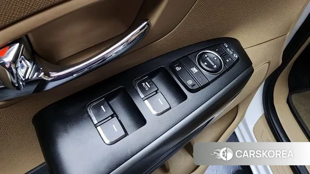 Kia The New Carnival id 3013370 из Кореи 9