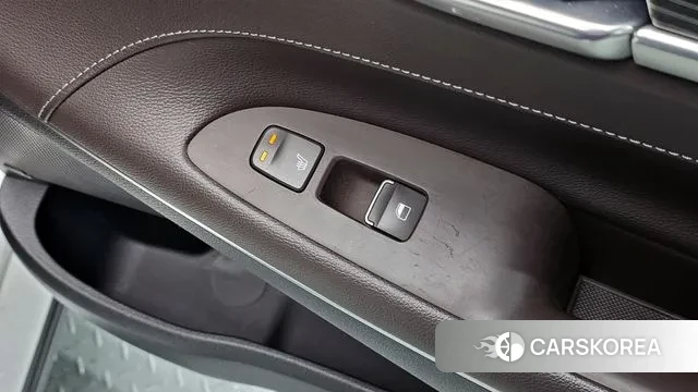 Hyundai Grandeur IG id 3602220 из Кореи 9