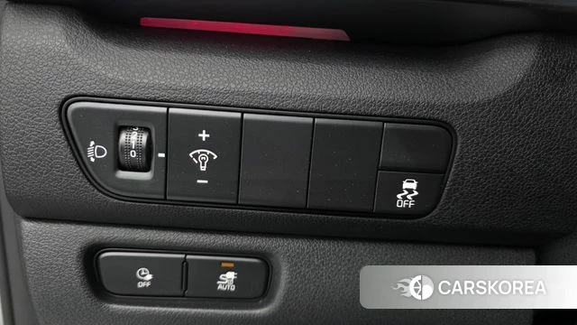 Kia Niro Plus id 4763631 из Кореи 9