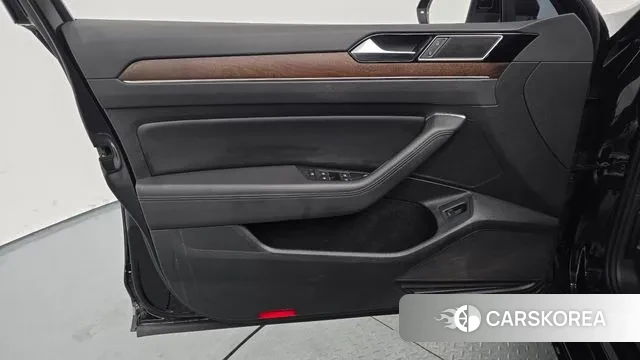 Volkswagen Passat GT (B8) id 3505530 из Кореи 9