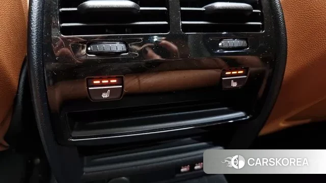 BMW 5 Series (G30) id 3312533 из Кореи 9