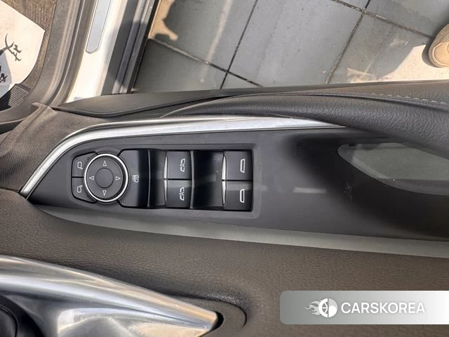 Cadillac XT4 id 4235028 из Китая 9