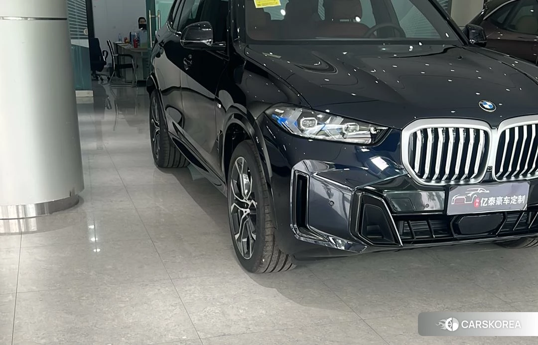 BMW X5 id 4407382 из Китая 9