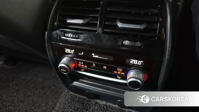 BMW 5 Series (G30) id 3552710 из Кореи 9