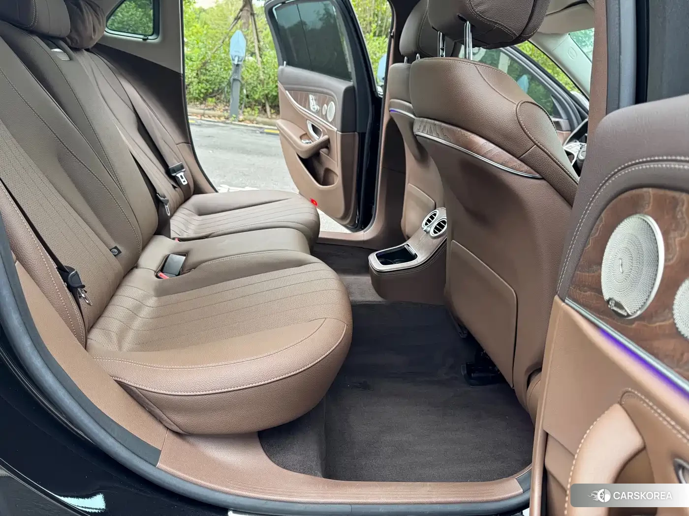 Mercedes-Benz E-Class id 4629004 из Китая 9