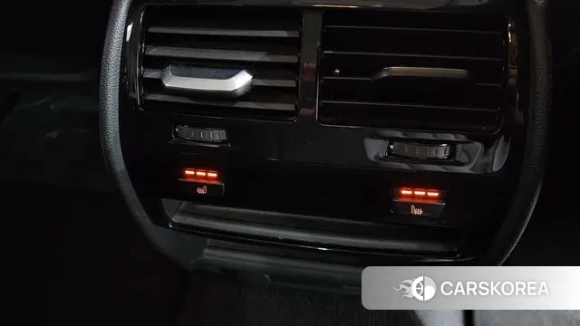 BMW 5 Series (G30) id 3685568 из Кореи 9