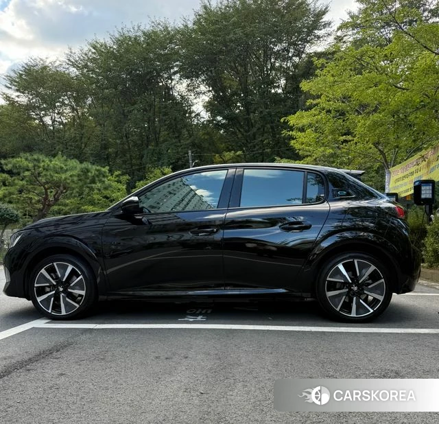 Peugeot e-208 second Generation id 4680883 из Кореи 9