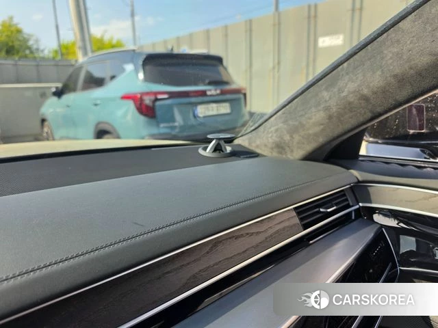 Audi A8 (D5) id 4282836 из Кореи 9