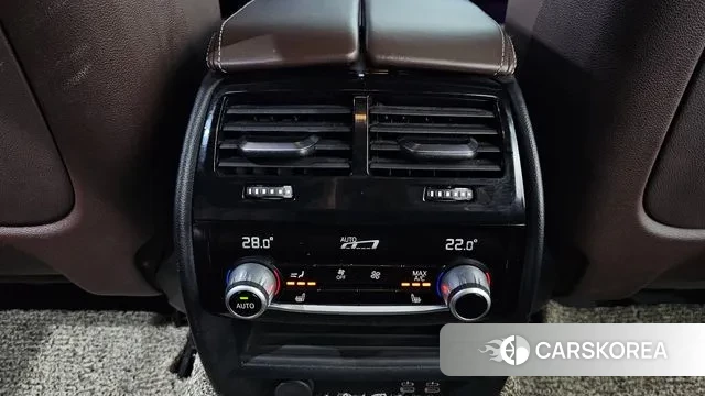 BMW 5 Series (G30) id 3671748 из Кореи 9