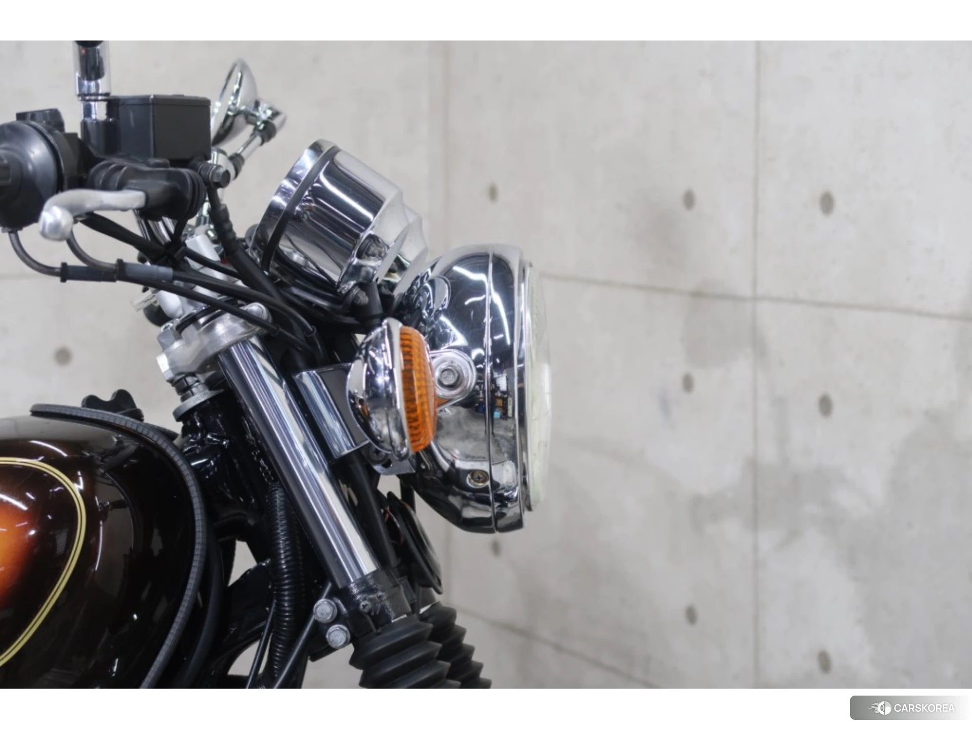 Yamaha SR 400 id 4374373 из Японии 9