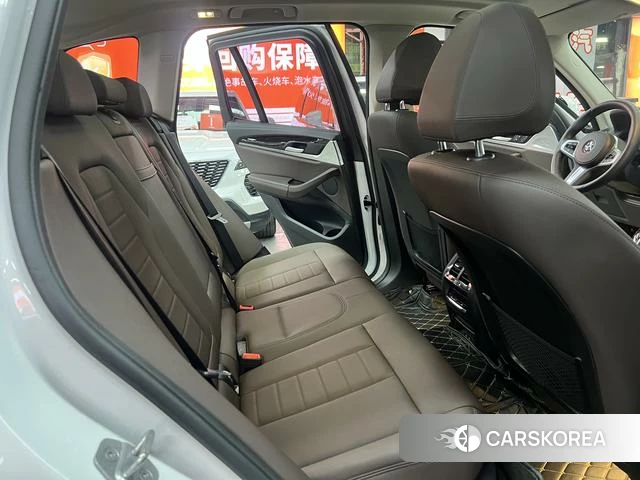 BMW X3 id 4219289 из Китая 9