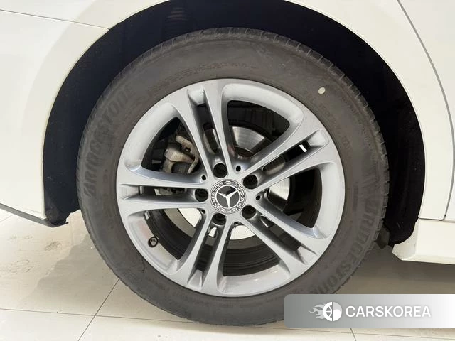Mercedes-Benz Class A id 4257590 из Китая 9
