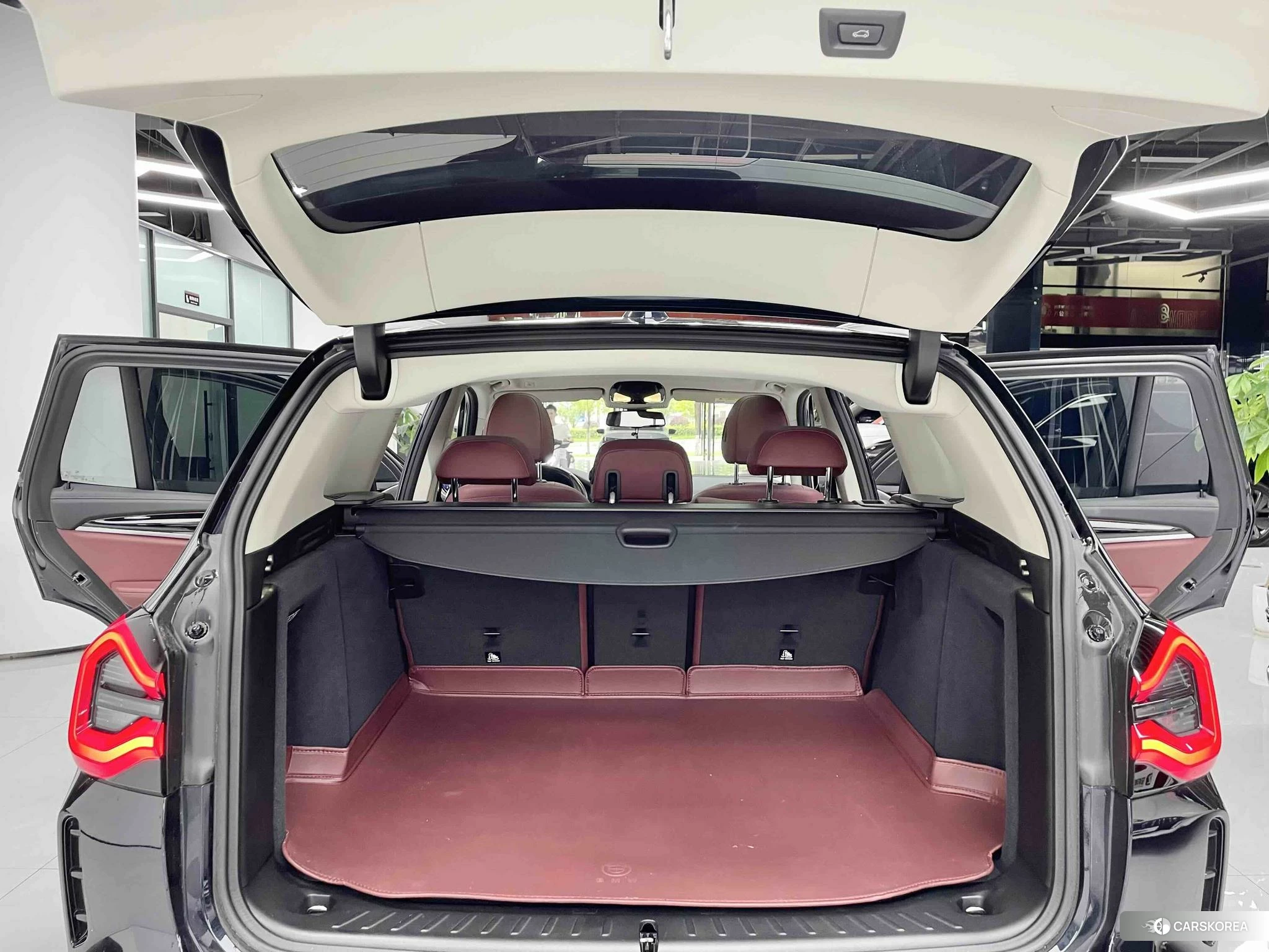 BMW X3 id 4513895 из Китая 9