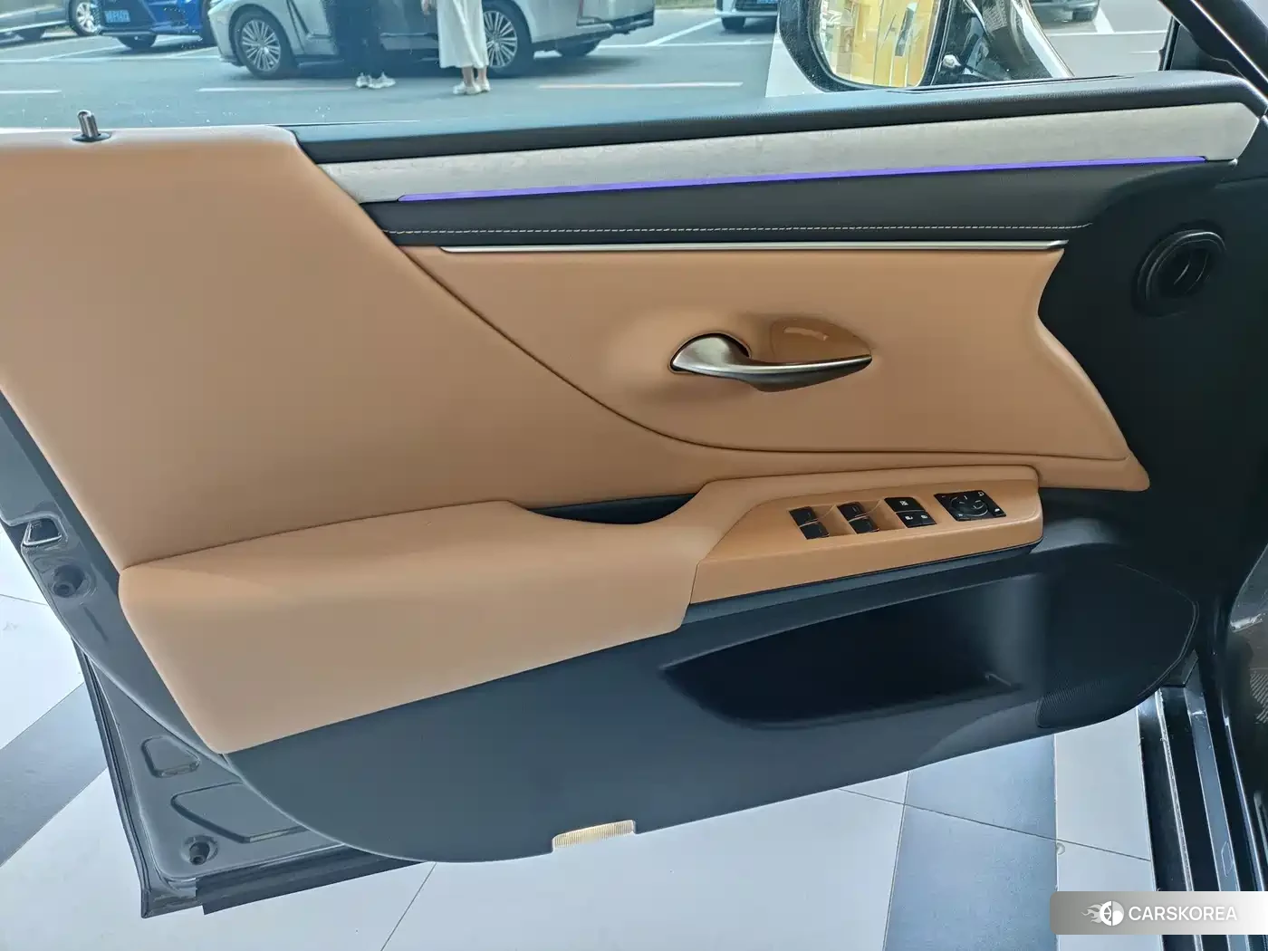 Lexus ES id 4634836 из Китая 9