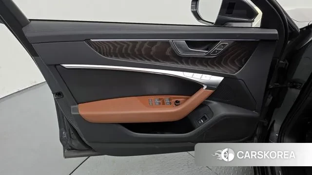 Audi A6 (C8) id 3018053 из Кореи 9