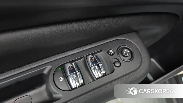 Mini Cooper Clubman id 2971531 из Кореи 9