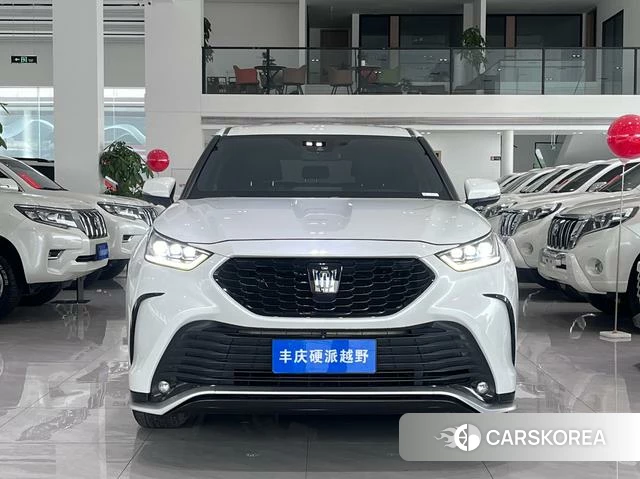 Toyota Crown Lufang id 4307201 из Китая 9
