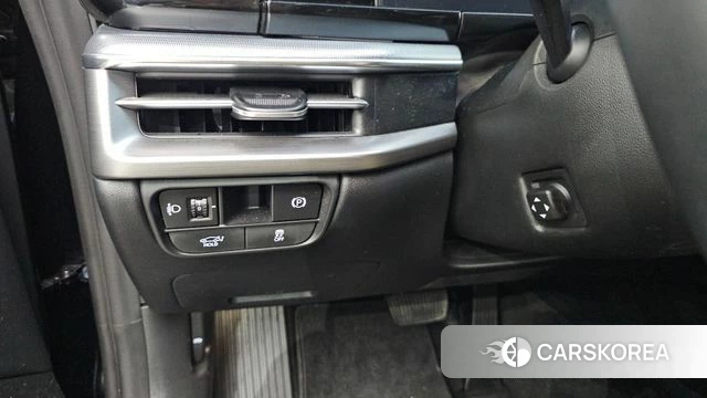 Hyundai Grandeur (GN7) id 3940711 из Кореи 9