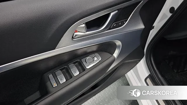 Genesis The New G70 id 3042845 из Кореи 9