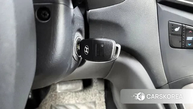 Hyundai The New Grand Starex id 3139336 из Кореи 9