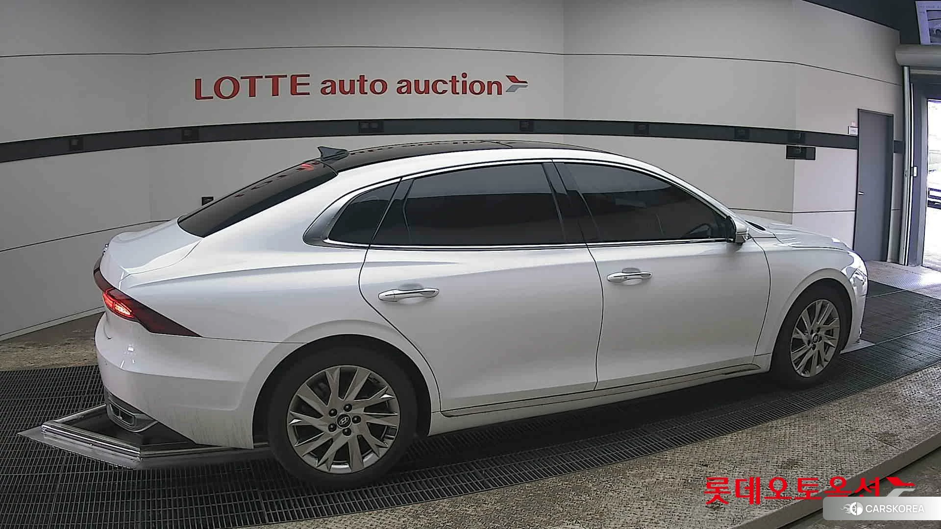 Hyundai Grandeur Hybrid id 3875705 из Кореи 9