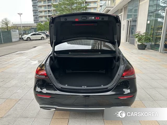 Mercedes-Benz E-class id 4290383 из Китая 9
