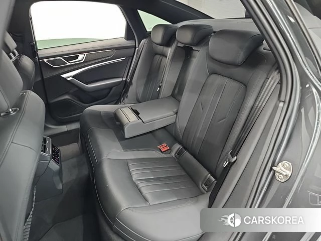 Audi A6 (C8) id 3866237 из Кореи 9