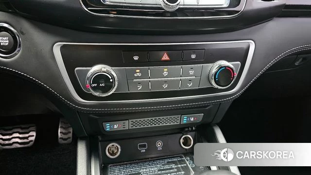 Ssangyong Rexton Sports id 3843938 из Кореи 9