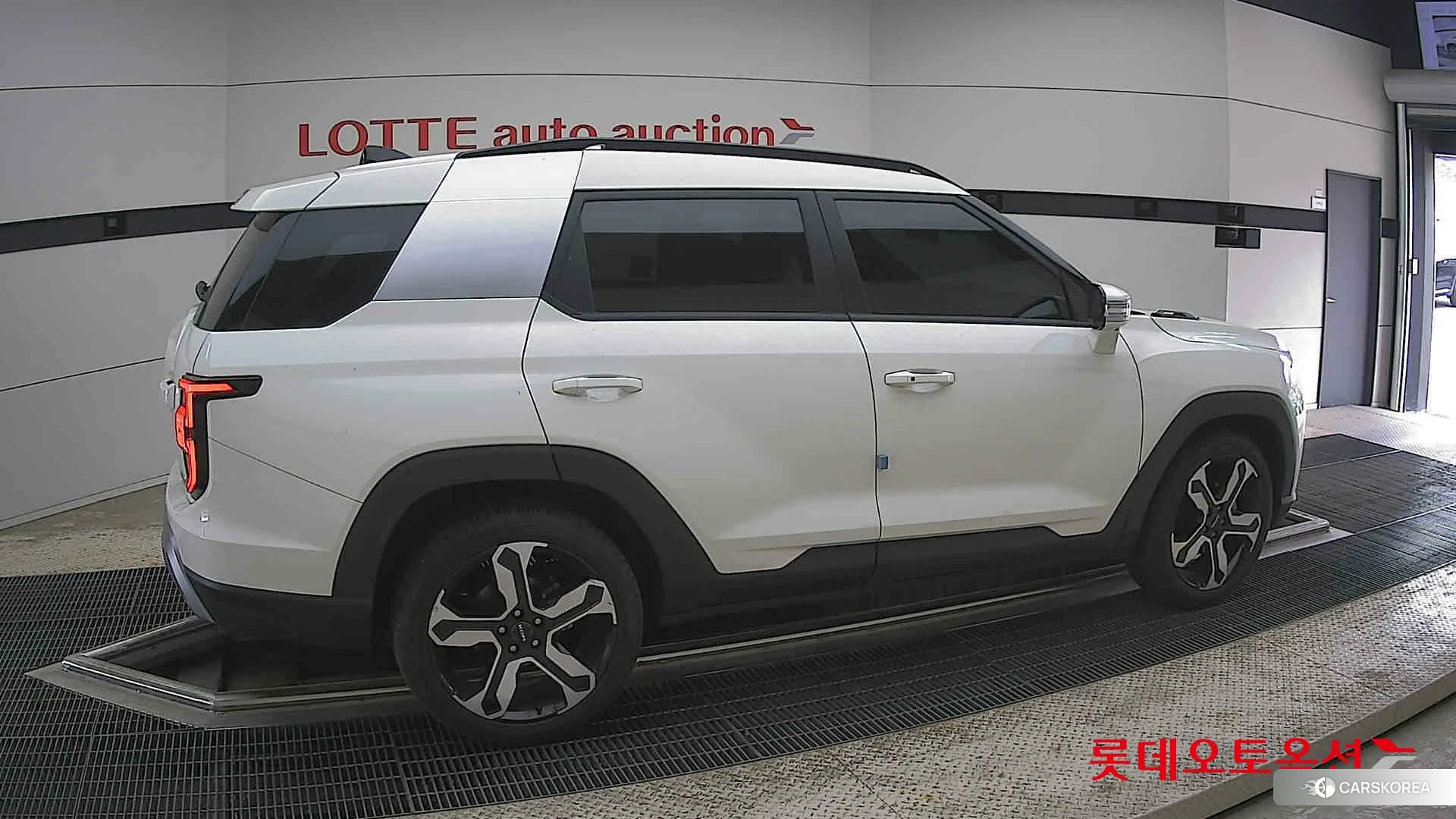 SsangYong Torres Hybrid id 4347411 из Кореи 9