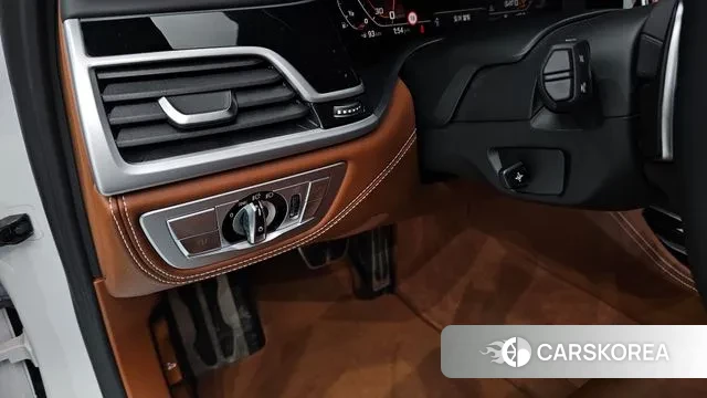 BMW 7 Series (G11) id 3587834 из Кореи 9