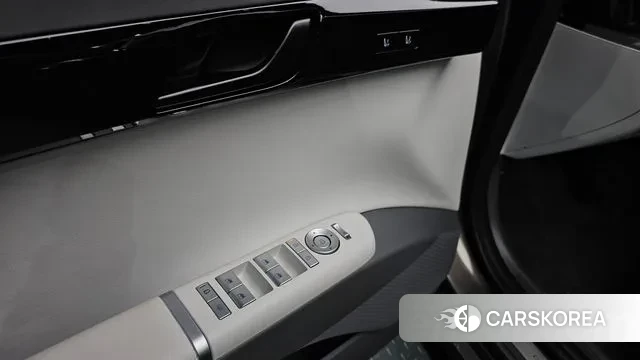 Hyundai Grandeur (GN7) id 3554791 из Кореи 9