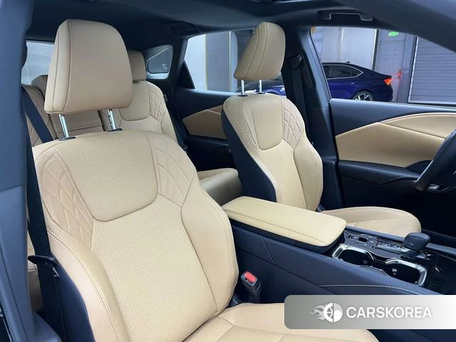 Lexus RX id 3920388 из Китая 9