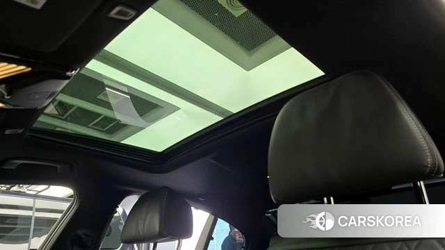 BMW 5 Series (G30) id 3924514 из Кореи 9