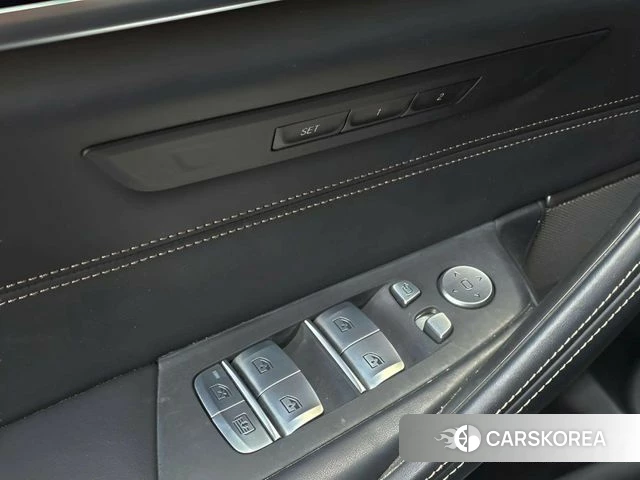 BMW 5 Series (G30) id 3833950 из Кореи 9