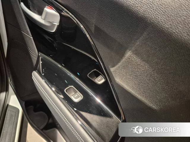 Kia Niro id 3814176 из Кореи 9