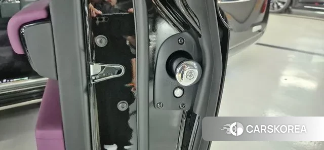 Rolls-Royce Phantom id 3347435 из Кореи 9